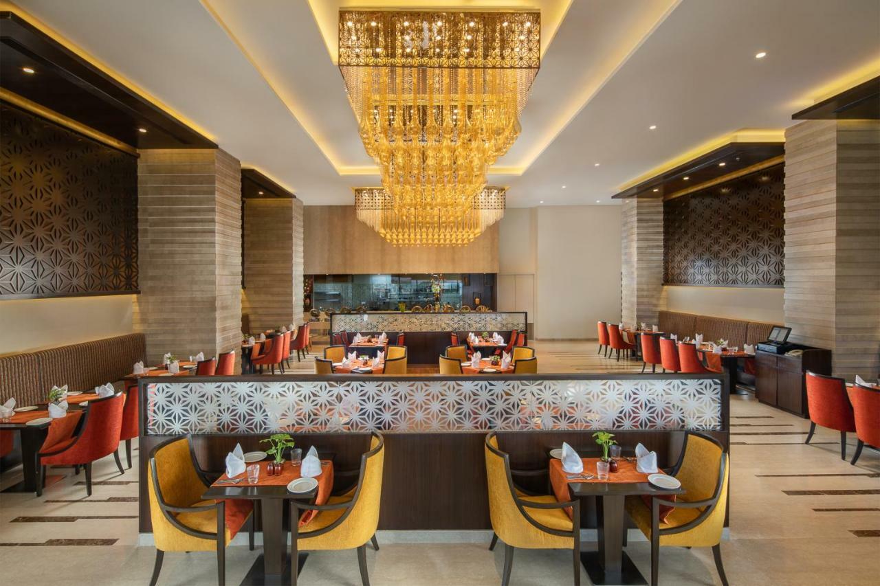 Nirvana Sarovar Portico Gorakhpur Eksteriør bilde
