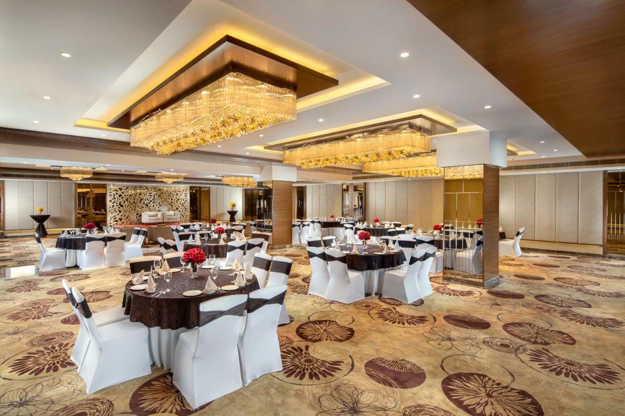 Nirvana Sarovar Portico Gorakhpur Eksteriør bilde