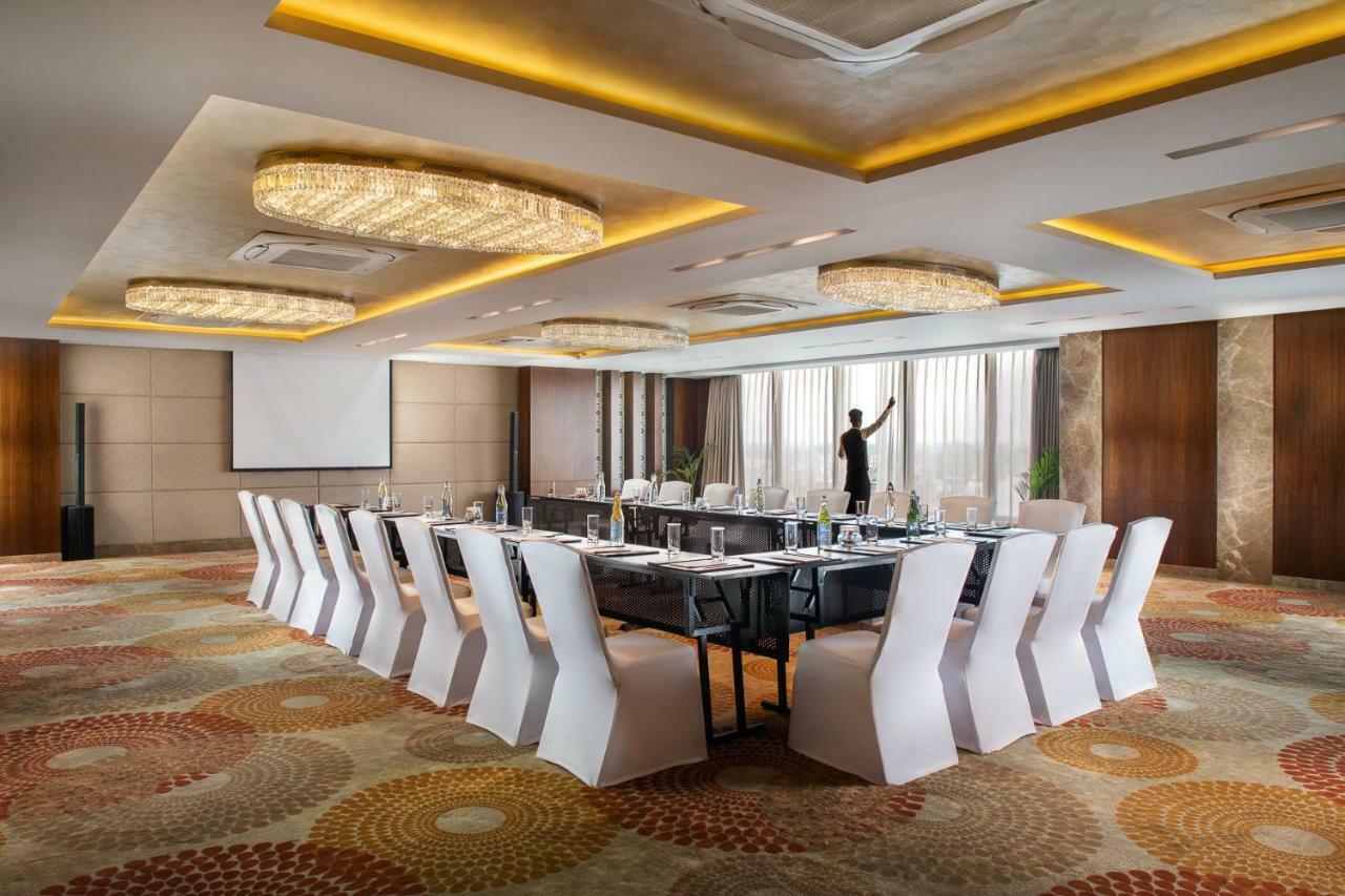 Nirvana Sarovar Portico Gorakhpur Eksteriør bilde